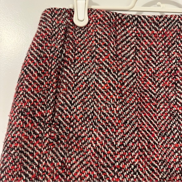 Loft Ann Taylor Black Red White Herringbone Wool Blend Skirt Size 2 Women’s - Picture 4 of 11